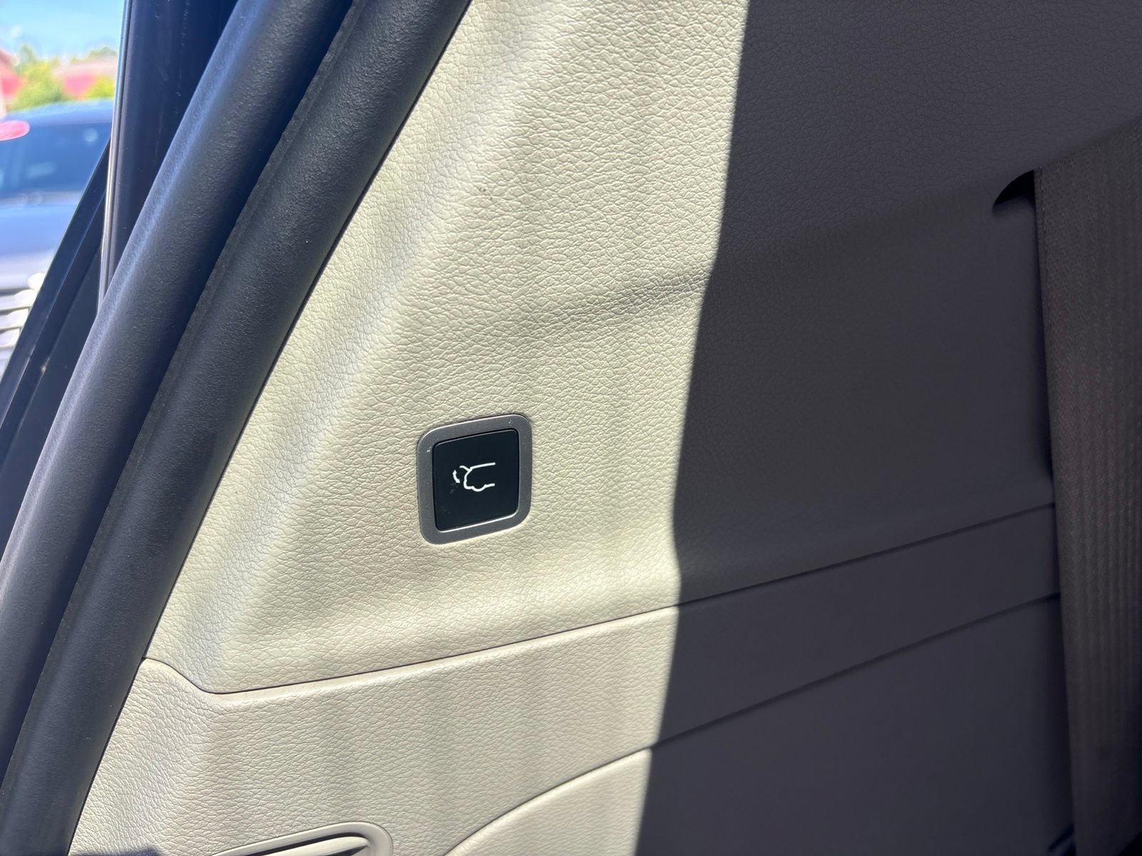 Used 2021 Chrysler Voyager Lxi FWD image 18