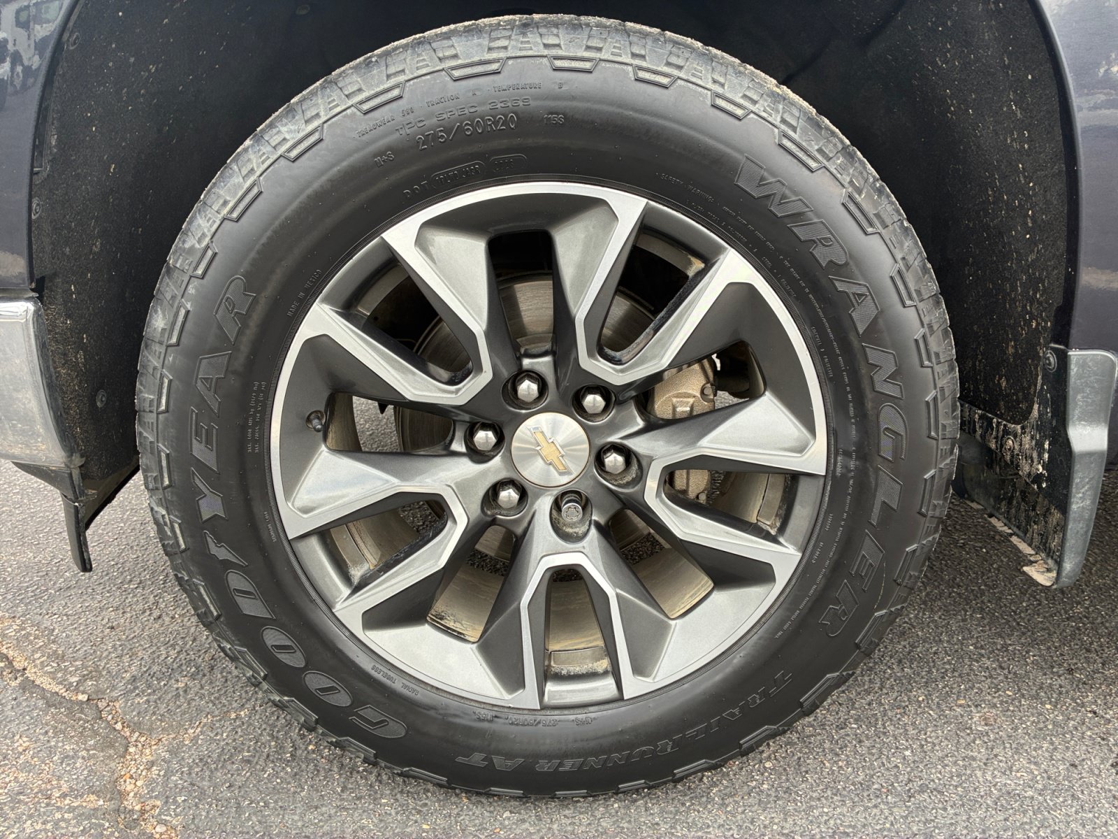 Used 2022 Chevrolet Silverado 1500 LT AWD/4WD image 11