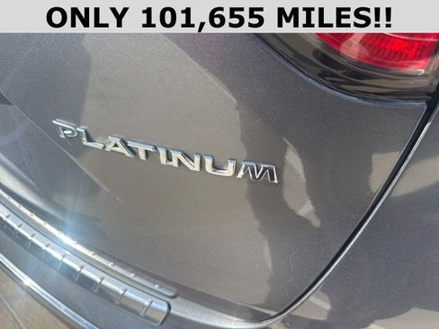 Used 2017 Nissan Murano Platinum w/ Platinum Technology Package FWD image 2