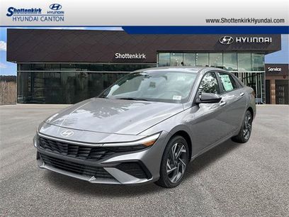 New 2025 Hyundai Elantra SEL