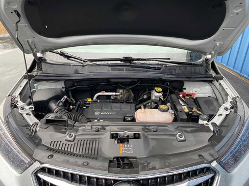 Used 2020 Buick Encore Preferred image 6