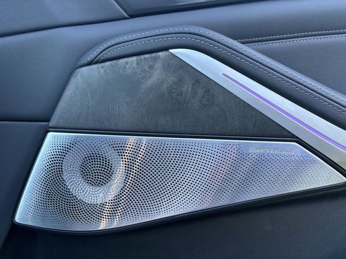 Used 2023 BMW X7 M60i w/ Executive Package AWD/4WD image 38