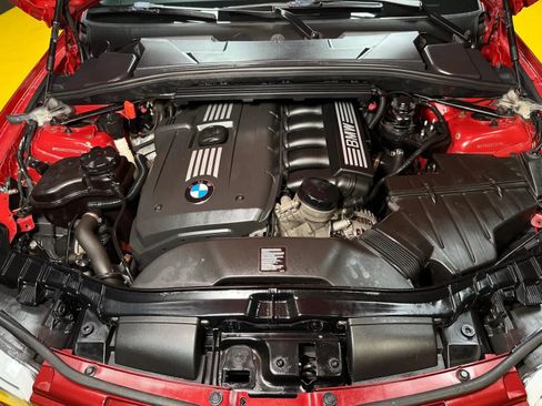 Used 2013 BMW 128i Convertible RWD image 30