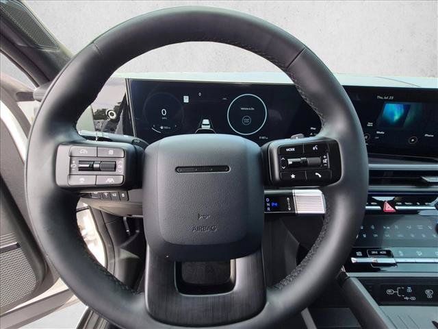 Certified 2025 Hyundai Santa Fe Calligraphy FWD image 13
