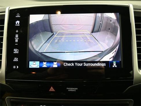 Used 2018 Honda Pilot Elite image 3