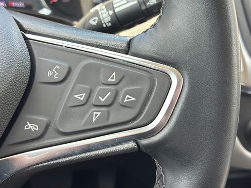 Used 2024 Chevrolet Equinox LT FWD image 35
