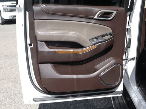 Used 2019 GMC Yukon XL Denali w/ Open Road Package AWD/4WD image 49