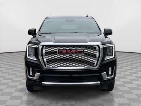 Used 2023 GMC Yukon XL Denali w/ Denali Reserve Package AWD/4WD image 2