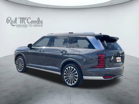 New 2026 Hyundai Palisade Calligraphy FWD image 3