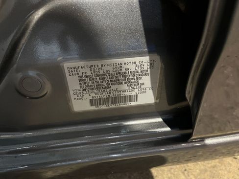 Used 2025 Nissan Versa SV FWD image 28