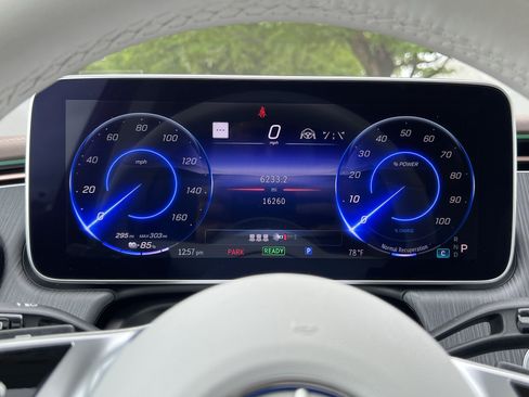 Certified 2023 Mercedes-Benz EQE 350+ 4MATIC SUV image 21