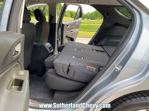 Used 2023 Chevrolet Equinox LT FWD image 36