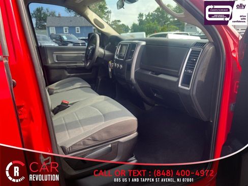 Used 2024 RAM 1500 Classic SLT RWD image 34