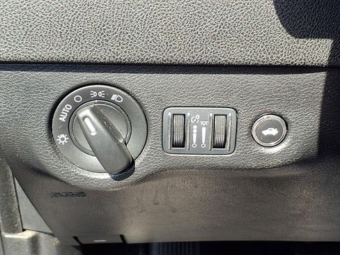 Certified 2023 Dodge Charger GT image 18