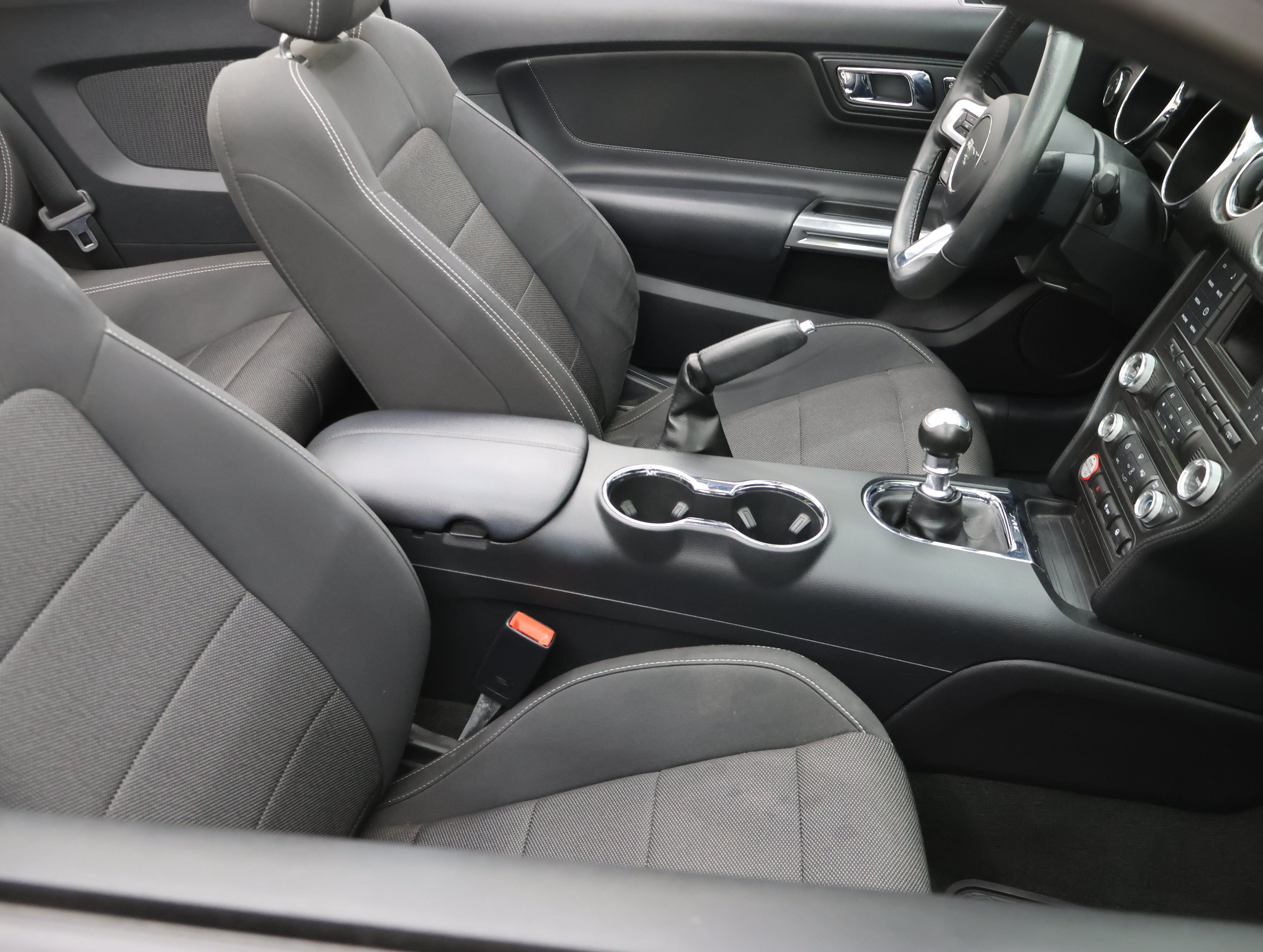 Used 2016 Ford Mustang Convertible w/ Equipment Group 051A RWD image 53