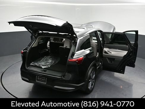 Certified 2026 INFINITI QX60 Luxe w/ Cargo Package image 37