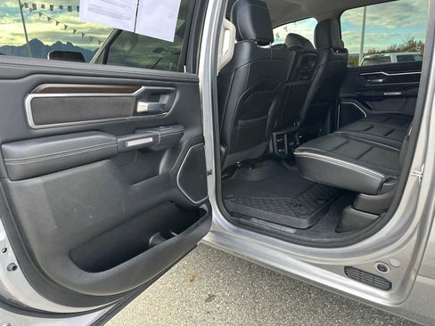 Used 2022 RAM 1500 Laramie image 15
