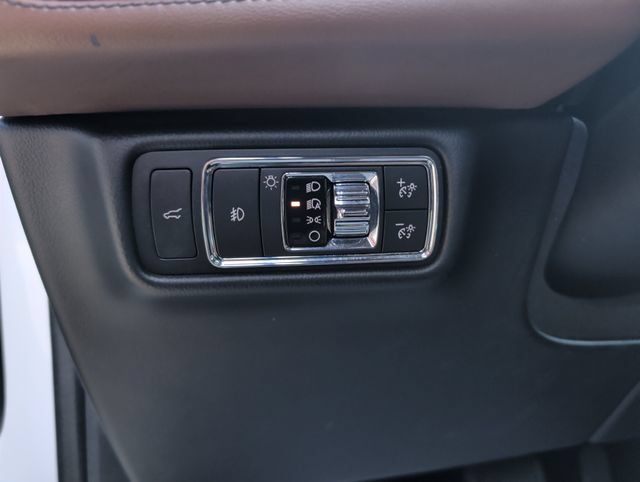 Used 2022 Lincoln Aviator Reserve w/ Equipment Group 201A AWD/4WD image 35
