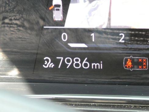 Used 2024 Cadillac Escalade V image 8