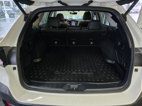 Used 2022 Subaru Outback Limited image 16