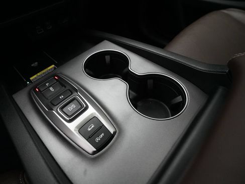 Used 2025 Honda Passport EX-L image 17