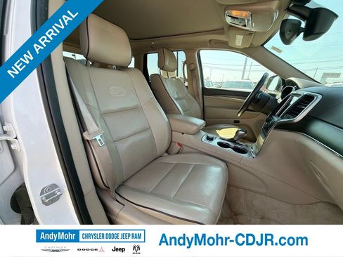 Used 2017 Jeep Grand Cherokee Overland AWD/4WD image 21