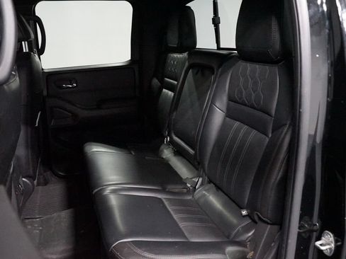 Used 2022 Nissan Frontier PRO-4X w/ Pro-4X Premium Package AWD/4WD image 30