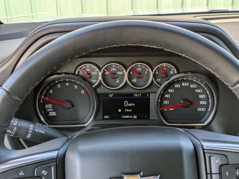 Certified 2024 Chevrolet Tahoe LS image 30