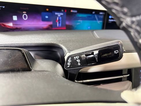 Certified 2025 Lincoln Navigator Reserve image 27