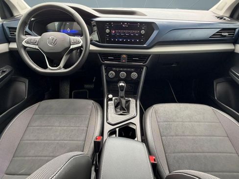 Certified 2023 Volkswagen Taos SE w/ Black Wheel Package FWD image 21