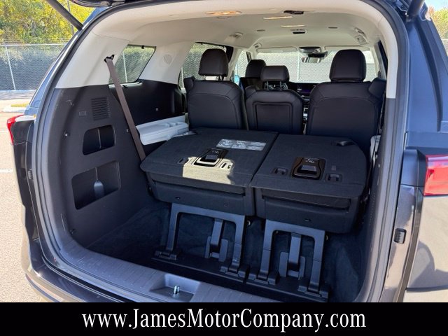 Used 2024 Kia Carnival SX FWD image 23