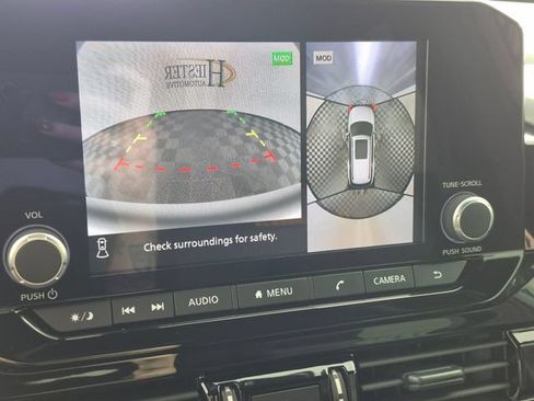 Used 2024 Nissan Pathfinder Rock Creek AWD/4WD image 21