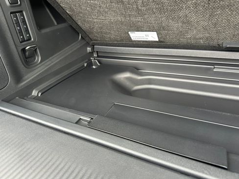 New 2026 Ford Expedition Active image 49