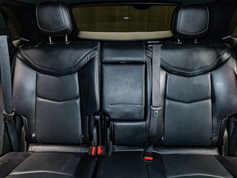 Used 2020 Cadillac XT5 Premium Luxury image 23