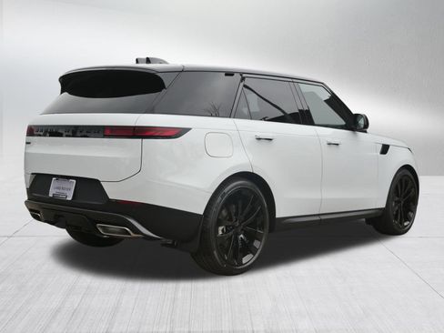 New 2026 Land Rover Range Rover Sport SE AWD/4WD image 2