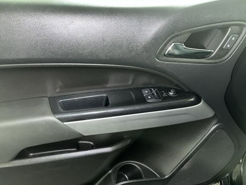 Used 2022 Chevrolet Colorado LT w/ Fleet Safety Package image 13