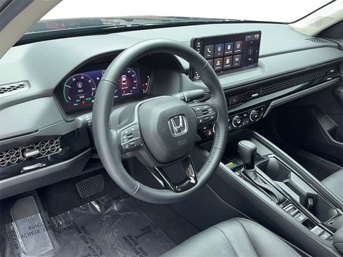 Used 2025 Honda Accord EX-L image 14