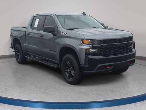 Used 2021 Chevrolet Silverado 1500 Custom Trail Boss AWD/4WD image 3