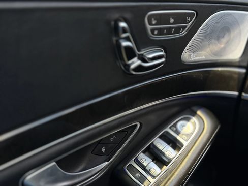 Used 2015 Mercedes-Benz S 63 AMG 4MATIC Sedan image 33