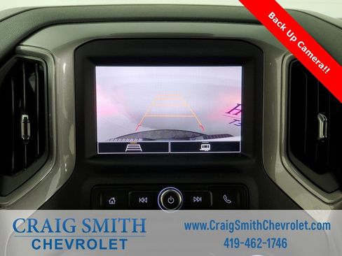 Used 2024 Chevrolet Silverado 2500 Custom image 4