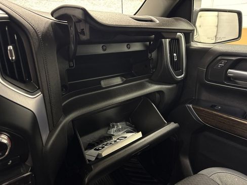 Used 2019 GMC Sierra 1500 SLE w/ Preferred Package AWD/4WD image 29