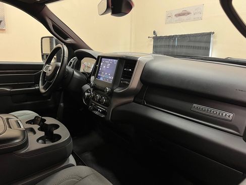 Used 2024 RAM 2500 Big Horn w/ Bed Utility Group image 17