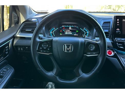 Used 2023 Honda Odyssey Touring image 36