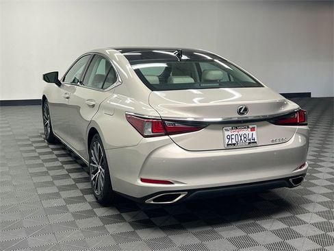 Certified 2023 Lexus ES 350 w/ Premium Package image 7