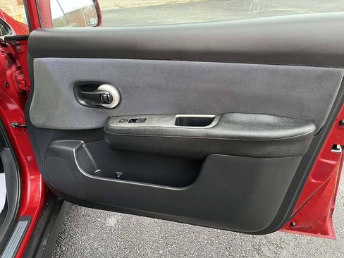 Used 2009 Nissan Versa 1.8 S w/ PWR Pkg FWD image 17
