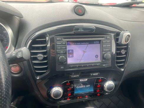 Used 2011 Nissan Juke SV image 9