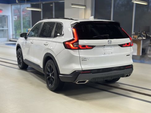 Used 2023 Honda CR-V Sport image 8
