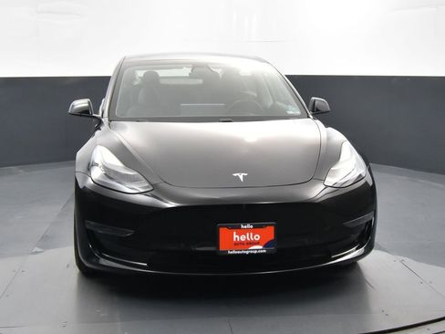 Used 2021 Tesla Model 3 Performance image 3