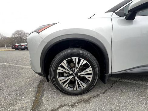 Certified 2023 Nissan Rogue SV image 10