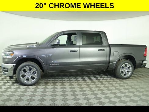 New 2026 RAM 1500 4x4 Crew Cab image 7